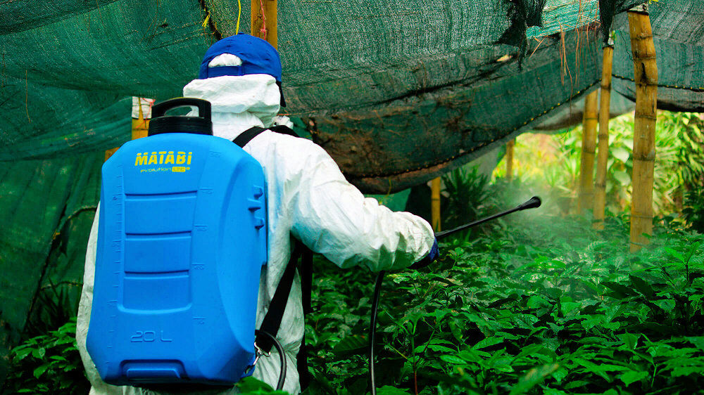 Matabi LTCS Electric Knapsack Sprayer 20 Litre / 18v from Mower Magic Matabi LTCS Electric Knapsack Sprayer 20 Litre / 18v from Mower Magic