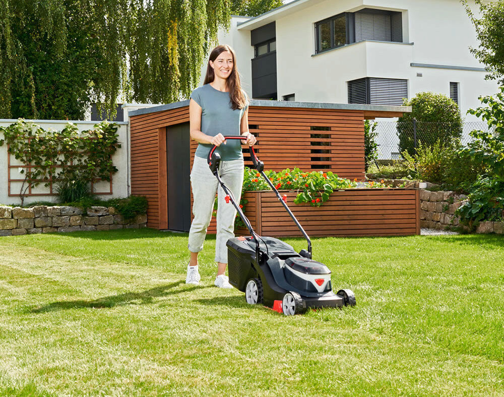 AL-KO Easy 322Li R Cordless Roller Mower Kit  32cm / 36v / 2.5Ah  + Free Trimmer Offer from Mower Magic