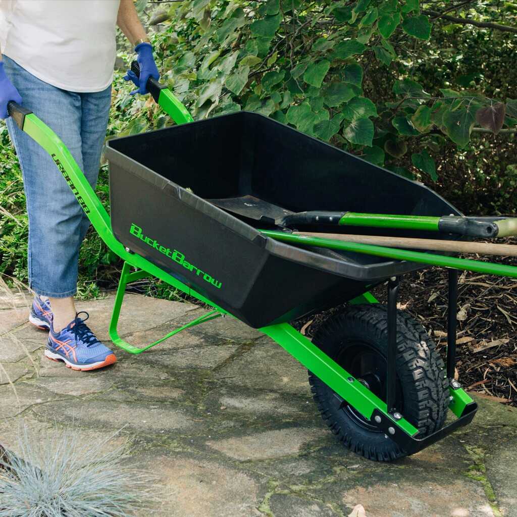 BucketBarrow Urban88 Professional Wheelbarrow    9353337000009