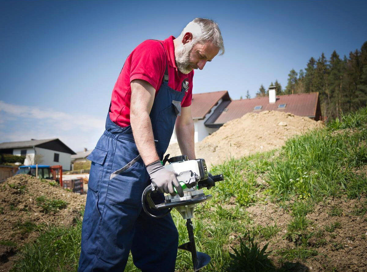 Zipper ZI-ELB70 Earth Borer + Auger - 2-Stroke