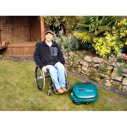 Machinery Expert Fred Shed Tests Robomow Machinery Expert Fred Shed Tests Robomow