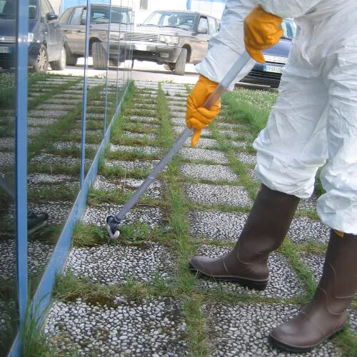 Microwipe Hand-held Weed Wiper for Selective Application - Angled