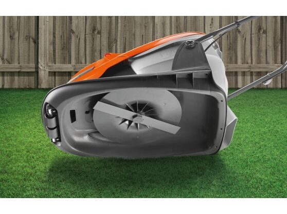 Flymo Easi Glide 300 Hover Lawnmower 1700w / 30cm