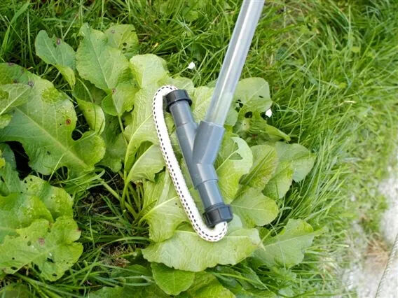 Microwipe Hand-held Weed Wiper for Selective Application - Angled