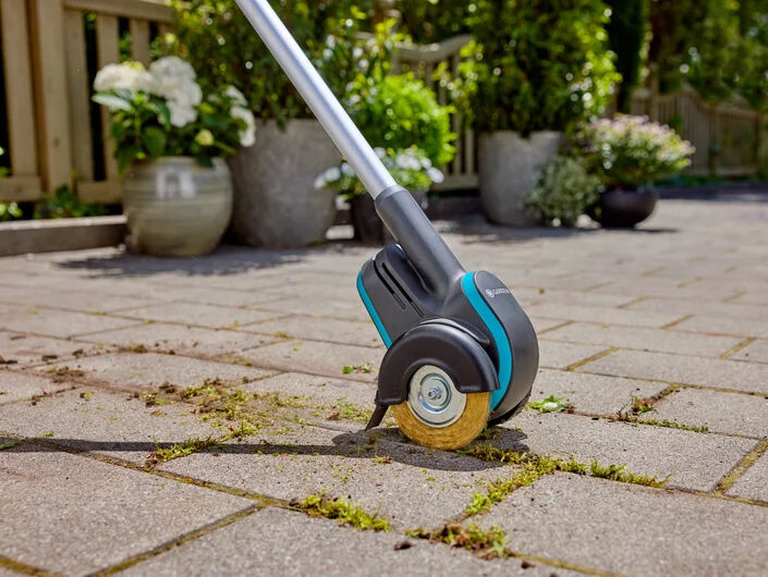 Gardena EasyWeed Cordless Crevice Weedbrush (Bare Tool) 14820-55 from Mower Magic