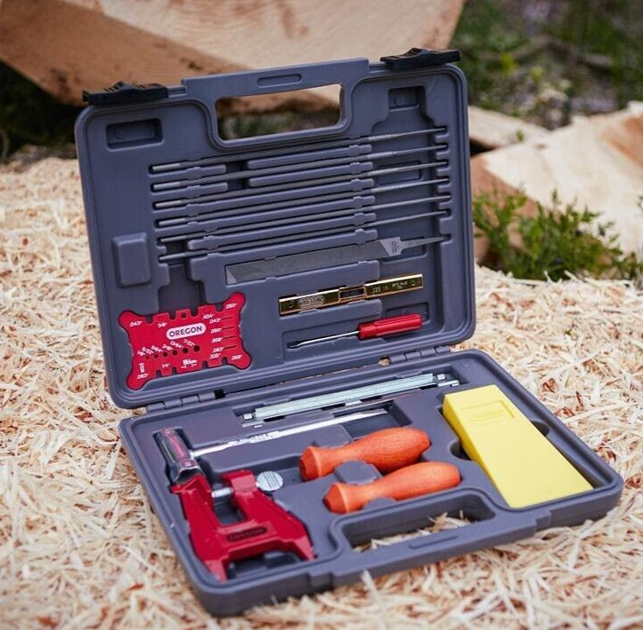 Oregon Chainsaw Maintenance Tool Kit (With Hard Case)