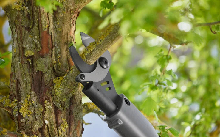 Gardena Cordless Branch Pruner  (Bare Tool) 14772-55