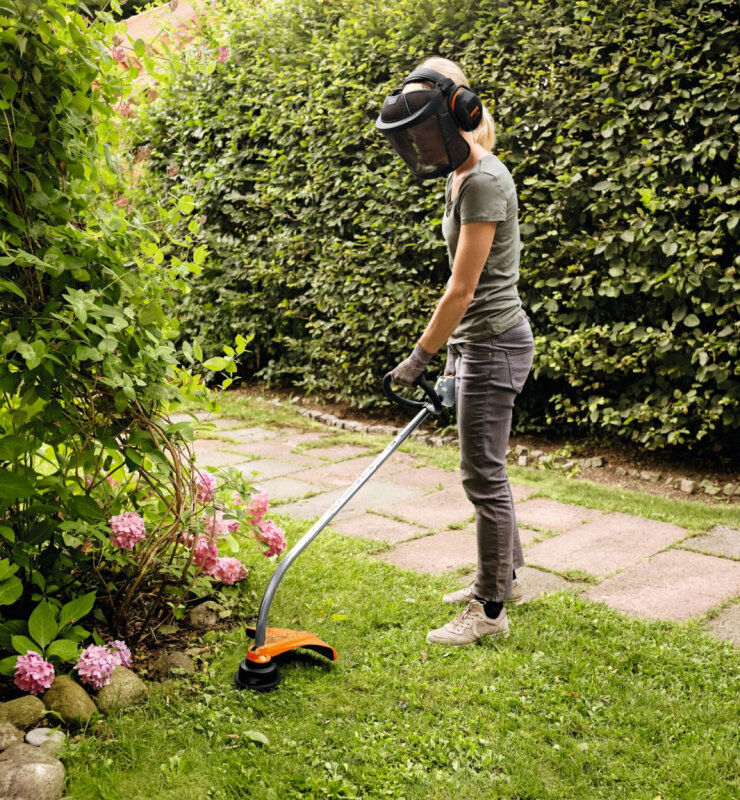 STIHL FS38 Petrol Trimmer 27.2cc 0.9hp 2 Mix Eng Be