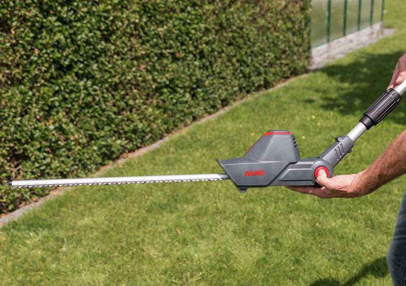 AL-KO HTA 1845 LRH Cordless Hedge Trimmer Kit 18v / 2.5Ah