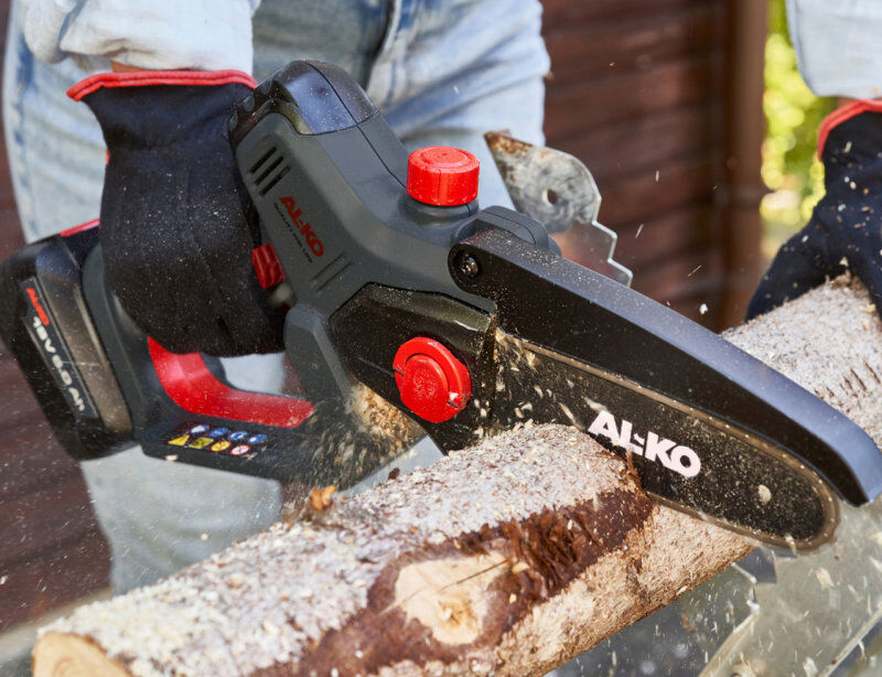 AL-KO CSM 1815 Cordless Pruning Chainsaw Kit 15cm / 18v / 2.5Ah