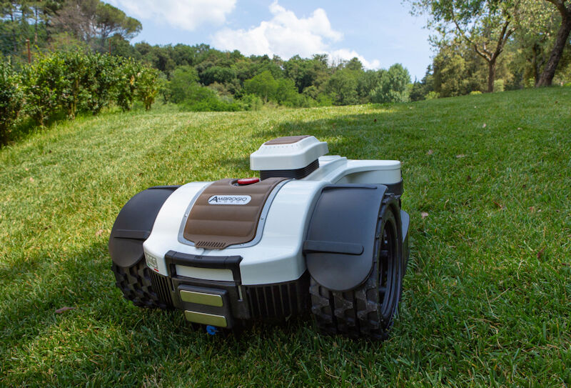 Ambrogio 4.36 Elite Premium Robotic Lawnmower  4G - Up to 6000m2 from Mower Magic