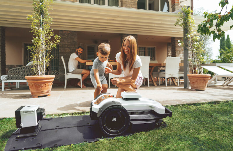 Ambrogio 4.36 Elite Premium Robotic Lawnmower  4G - Up to 6000m2 from Mower Magic