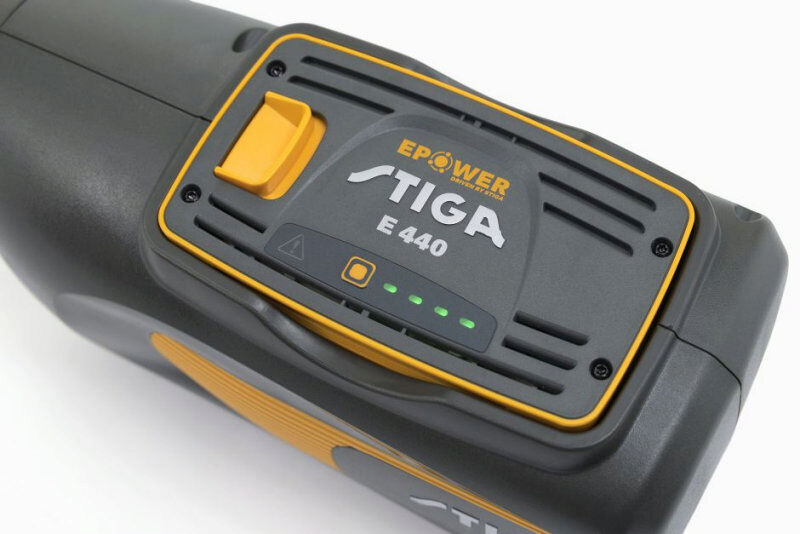 Stiga BC 700e B Premium Cordless Brushcutter Kit 4Ah
