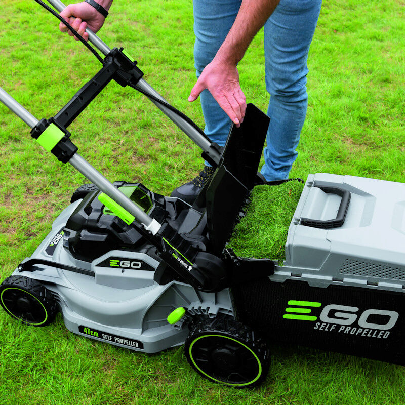 EGO Premium Self Propelled Cordless Lawnmower Kit 47cm / 5Ah LM1903E-SP Gardeners World Best Buy