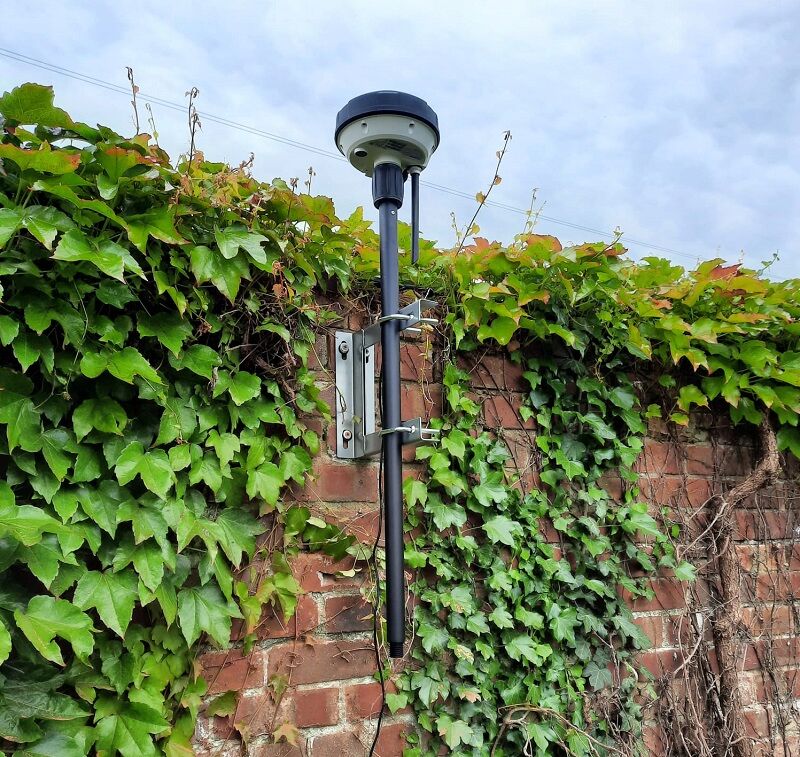 Mammotion Luba RTK Reference Station - New Wall Bracket WB22