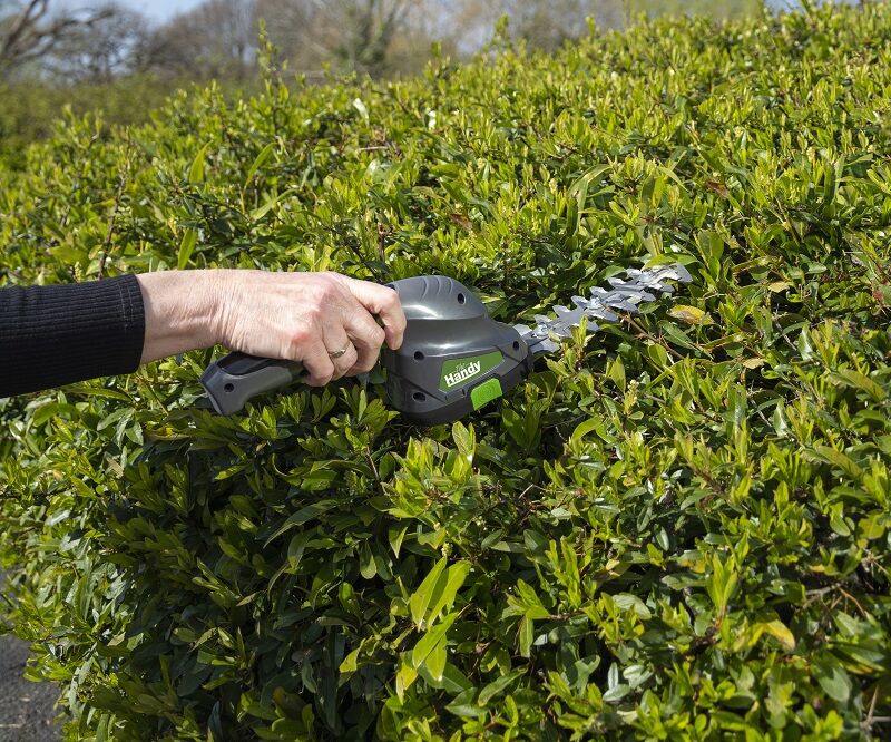 Handy 3.6v Lithium-Ion Cordless Shrub Shear & Grass Blades