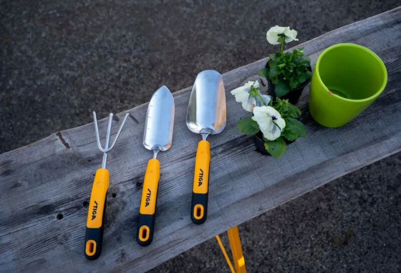 Stiga Transplanter Trowel from Mower Magic