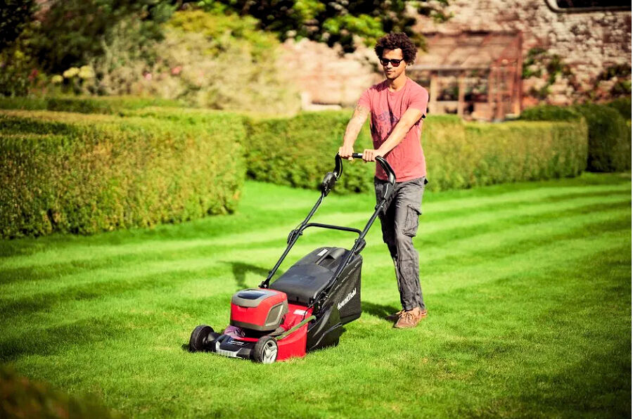 Mountfield Empress 46 Li Cordless Rear Roller Mower 46cm KIT 48v / 2 x 4Ah from Mower Magic