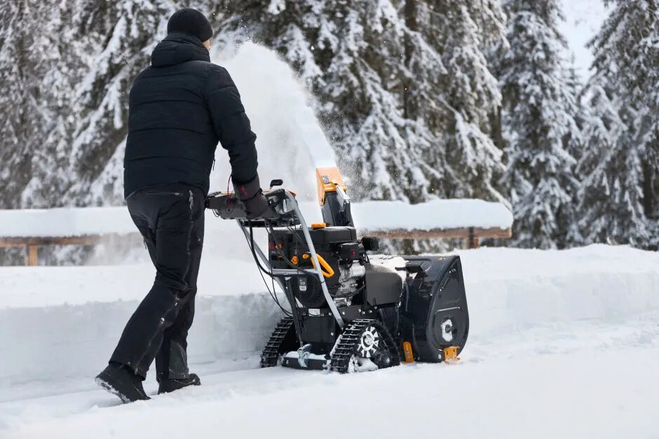 Stiga ST 976 T Two-Stage Tracked Snow Thrower 76cm from Mower Magic