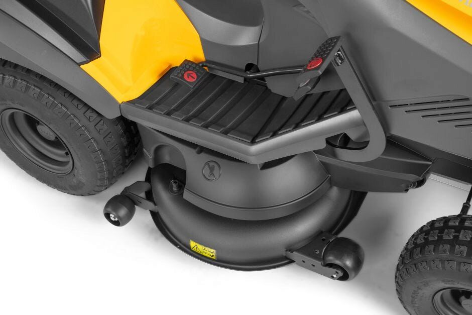 Stiga Estate 9102 W Premium Lawn Tractor 102cm / 635cc from Mower Magic